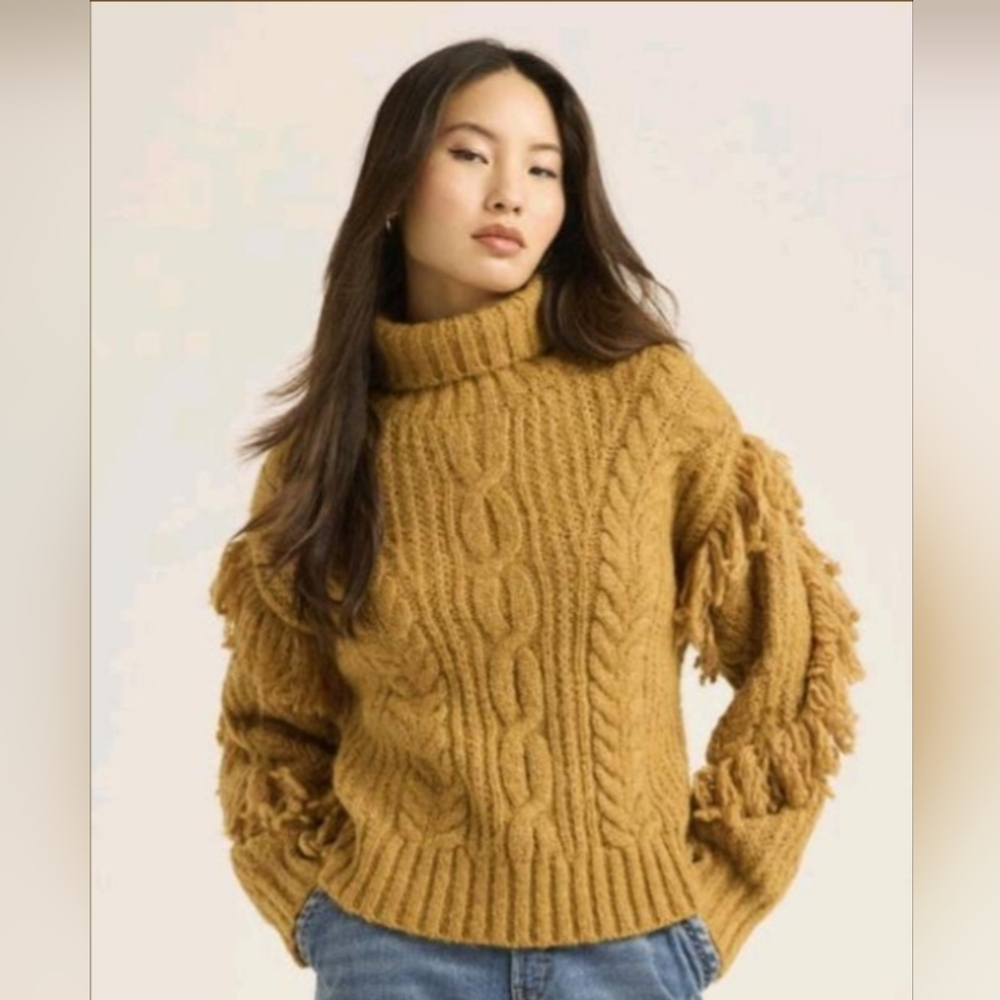 FREE ASSEMBLY Cable Knit Fringe Sweater